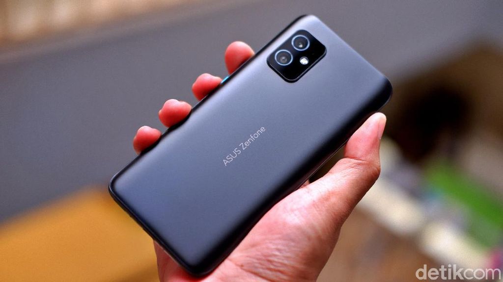 Wujud Asus Zenfone 9 dan ROG Phone 6 Terungkap di Update Android 12
