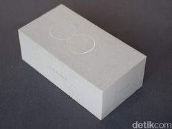 Unboxing Asus Zenfone 8, Bodi Compact Ditenagai Snapdragon 888