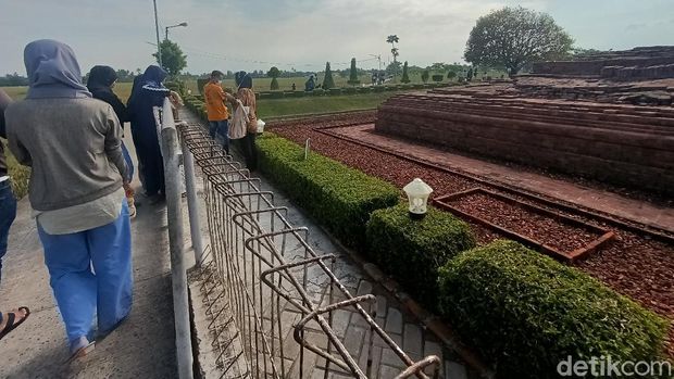 Candi Batujaya Karawang