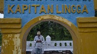 Di antara kerajaan-kerajaan yang berdiri di Flores Timur, Lamahala menjadi salah satu kerajaan yang tidak mau tunduk kepada pemerintah kolonial, baik kepada Portugis maupun Belanda. Sejumlah peperangan pun ditempuh rakyat Lamahala dalam mempertahankan negaranya.  