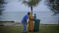 Sejumlah pihak mendesak pemerintah untuk lebih berupaya dalam melindungi kekah di Natuna agar tetap lestari di alamnya.  