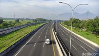 Firman (31) warga Porong mengatakan, dirinya sekitar pukul 06.30 WIB melakukan perjalanan dari Gresik ke Sidoarjo.  