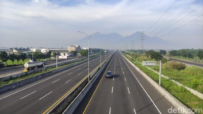 Lengangnya Tol Sidoarjo di Hari Kedua Lebaran