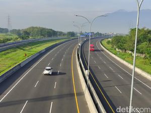 Volume Kendaraan Akan Turun Saat Tarif Tol Surabaya-Gempol Naik