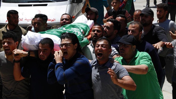 Warga Palestina yang tewas akibat gempuran Israel bertambah lagi. Kini korban warga Palestina yang tewas melebihi 100 orang.