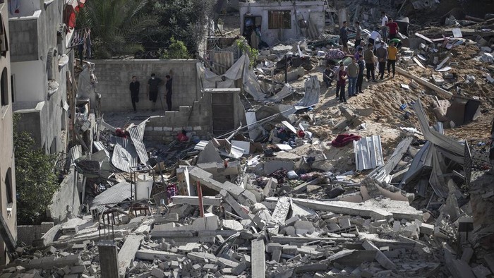 Warga Palestina yang tewas akibat gempuran Israel bertambah lagi. Kini korban warga Palestina yang tewas melebihi 100 orang.