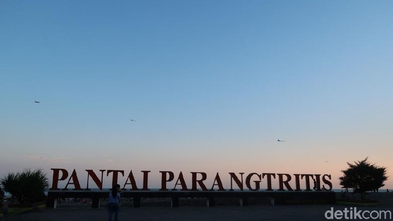 Pantai Parangtritis Pantai Parangtritis