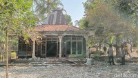 Satu rumah milik Untung (55) yang dijadikan tempat untuk meracik bahan petasan itu mengalami rusak berat sedang delapan orang dilaporkan menjadi korban. Empat orang di antaranya meninggal dunia.  