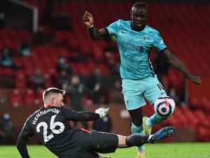 Berani-beraninya Mane Kurang Ajar Sama Klopp