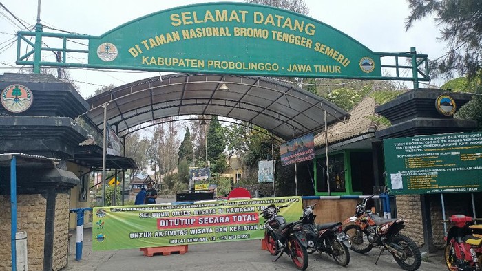 Balai Besar TNBTS menutup dua destinasi wisata, Gunung Bromo dan Gunung Semeru. Penutupan dilakukan untuk mengantisipasi penyebaran COVID-19.