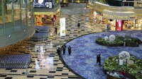 Bandara Changi di Singapura meraih peringka ketiga dan telah kehilangan posisi teratasnya sejak tahun lalu. Sebelumnya, bandara ini dinobatkan menjadi yang terbaik di dunia selama delapan tahun berturut-turut. (Getty Images)