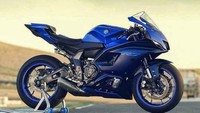 Untuk diketahui, All New Yamaha YZF-R7 akan menggunakan basis sasis dan mesin dari MT-07, model petualang Tenere 700 dan Tracer 700, juga model klasik XSR 700. Dengan demikian, Yamaha R7 artinya akan dibekali mesin 2 silinder segaris 689cc, CP2, yang bisa menghasilkan tenaga maksimal 72,4 dk di 8.750 rpm dan torsi puncak 67 Nm pada 6.500 rpm. Foto: Rushlane