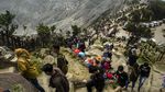Suasana Ramai Gunung Tangkuban Parahu Saat Libur Lebaran