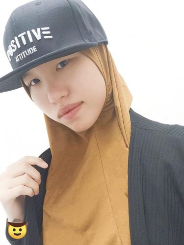 Kisah Cherry Chong yang memutuskan untuk menjadi mualaf.