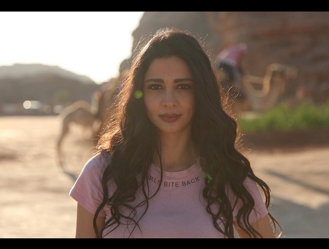 Maisa Abd Elhadi adalah aktris cantik palestina yang membintangi serial di Netflix berjudul The Angel. Maisa ikut melakukan demo terhadap protes menentang menentang pengusiran paksa warga Palestina yang berada di wilayah Sheikh Jarrah, Yerusalem Timur. Foto: dok. Instagram