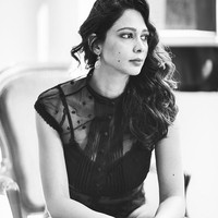 Bagian kakinya terluka hingga dilarikan ke rumah sakit. Dalam unggahannya di Instagramnya, dia menjelaskan tentang kondisi yang terjadi saat ia tertembak.  Foto: dok. Instagram