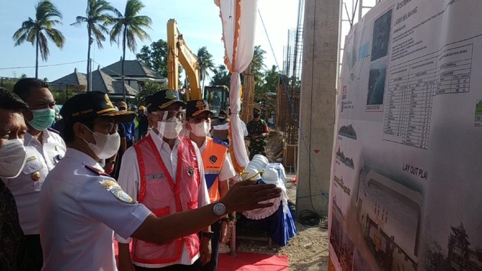 Menhub Budi Karya cek proyek Pelabuhan Nusa Penida