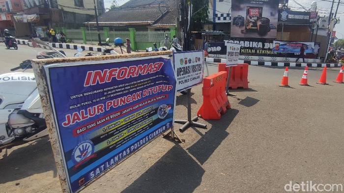 Puncak cianjur ditutup