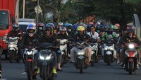 Memasuki H+3 Lebaran, Arus balik di jalur Pantura yang didominasi kendaraan roda dua terpantau ramai lancar.