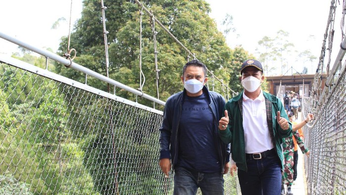 Bupati Bandung ultimatum pengelola objek wisata yang langgar prokes