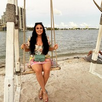 Siapa sangka, ternyata dia tersandung masalah hukum. Gaya hidup jet set-nya itu diduga dari hasil menipu.  Foto: dok. Instagram/@killadmilla