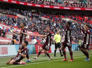 Schmeichel: Gol Youri Tielemans Luar Biasa