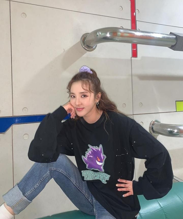 Sandara Park Tetap Langsing Walau Doyan Makan, Ini Pose Cantiknya