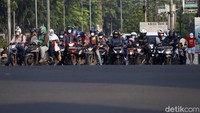Mereka akan kembali ke rumah masing-masing di Jabodetabek.