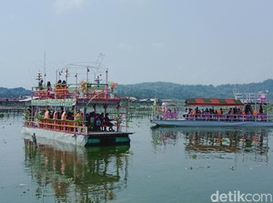 Efek Waduk Kedungombo, Kapal Wisata Rowo Jombor Klaten Dicek