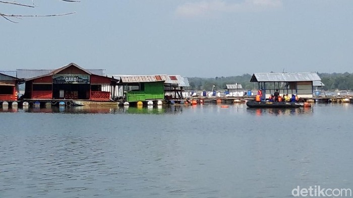 Lokasi perahu wisata terbalik di Waduk Kedungombo, Boyolali, Minggu (16/5/2021).