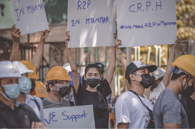 Akibatnya kini Thuzar dikabarkan bingung akan pergi ke mana setelah kompetisi Miss Universe 2020 berakhir. Sebab wanita yang berprofesi sebagai model dan beauty blogger ini diberitahu dia tidak lagi bisa pulang ke Myanmar. Foto: Instagram/@thuzar_wintlwin