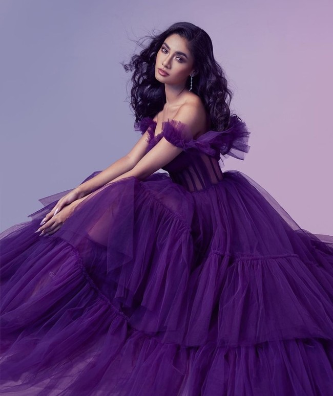 Miss Universe Myanmar Thuzar Wint Lwin tiba di Florida, AS, pada 7 Mei 2021. Namun ia diinformasikan kalau koper berisi pakaian untuk keperluan kompetisi hilang. Foto: Instagram/@thuzar_wintlwin