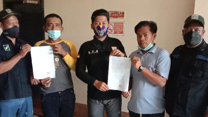 Pelaku perusakan pagar TPU Utan Jayu, Rawamangun, Jaktim