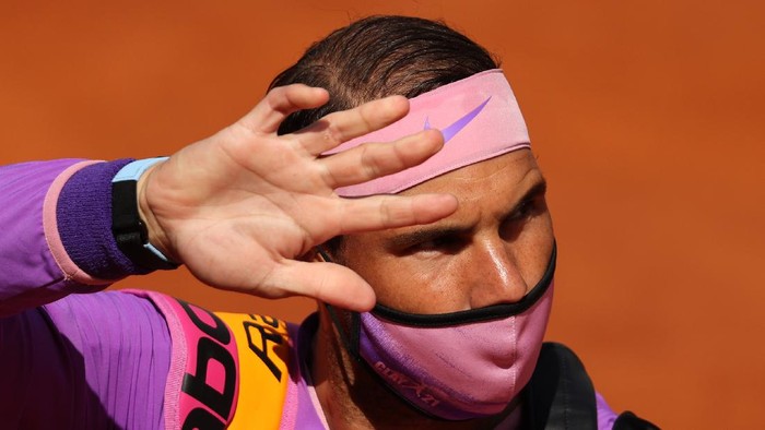 ROME, ITALY - MAY 15: Rafael Nadal of Spain waves to the crowd as he walks out on to the court before his semi-final match with Reilly Opelka of USA on Day Eight of the Internazionali BNL DItalia 2021 at Foro Italico on May 15, 2021 in Rome, Italy. (Photo by Clive Brunskill/Getty Images)
