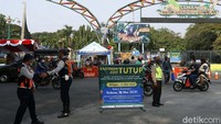 Pemerintah Provinsi (Pemprov) DKI Jakarta memutuskan menutup sementara sejumlah tempat wisata.