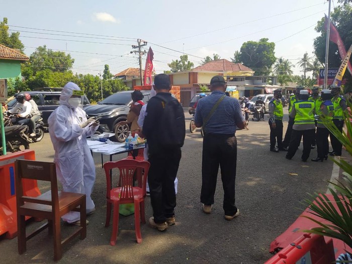 Rapid test antigen di Pantai Parangtritis