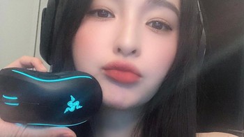 Tidak ada rekan model atau editor majalah tersebut yang mengetahui jenis kelamin asli Satoh. Foto: (Instagram : satokayo1226)