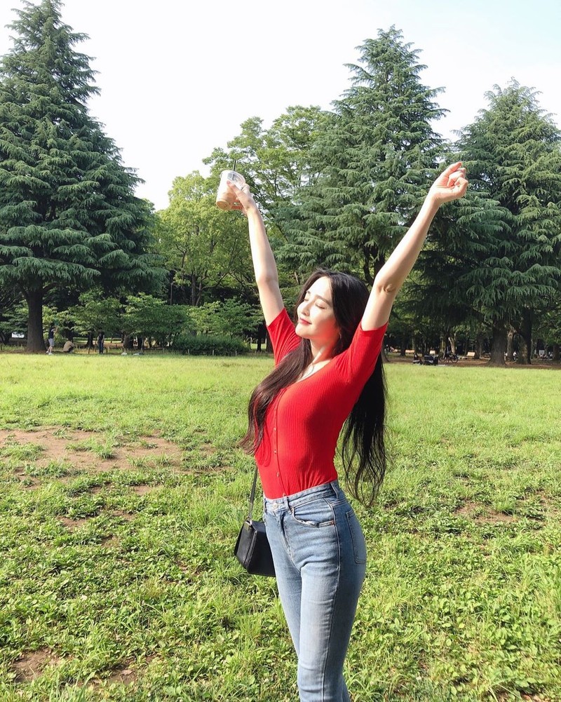 Siapa Sangka, Gamer Secantik Ini Ternyata..