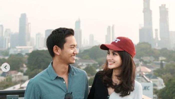 Adamas Belva Devara dan Sabrina Anggraini Adamas Belva Devara dan Sabrina Anggraini