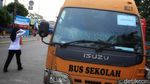 Ambulans-Bus Sekolah Siap Angkut Pemudik ke RSD Wisma Atlet