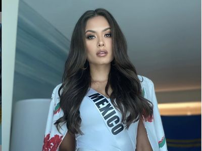 10 Foto Andrea Meza, Sarjana Komputer Cantik Juara Miss Universe 2020