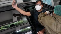 Komedian Soleh Solihun juga melakukan vaksinasi dosis kedua pada hari ini. Foto: Palevi/detikcom