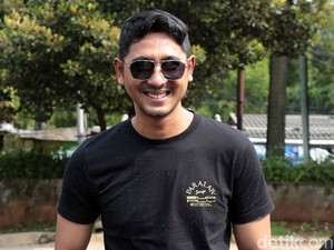 Arya Saloka Dituding Langgar Prokes, Barbeque Dekat Lokasi Arie Kriting Isoman
