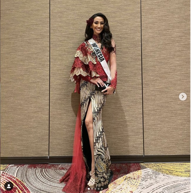 Ayu Maulida memulai perjalanannya sebagai wakil Indonesia di Miss Universe 2020 dengan terpilihnya dirinya sebagai Puteri Indonesia 2020 pada 6 Maret 2020. Pandemi COVID-19 membuat gelaran Miss Universe 2020 tertunda 1,5 tahun sehingga baru diadakan pada 2021. Ayu pun punya lebih banyak waktu untuk mempersiapkan dirinya mengikuti Miss Universe 2020. Foto: Dok. Instagram @ayumaulida97