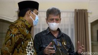 Selain mendorong PBB dan Komunitas Internasional tak lupa PBNU mendorong Pemerintah Indonesia untuk mengambil dukungan dan upaya penting dalam mewujudkan kedaulatan Palestina.