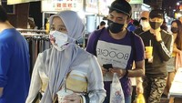 Keberhasilan Taiwan memerangi Corona erat berkaitan dengan kontrol perbatasan yang ketat di pintu masuk kedatangan, larangan masuknya pengunjung asing, dan karantina wajib bagi semua warga Taiwan yang baru pulang dari luar negeri.  