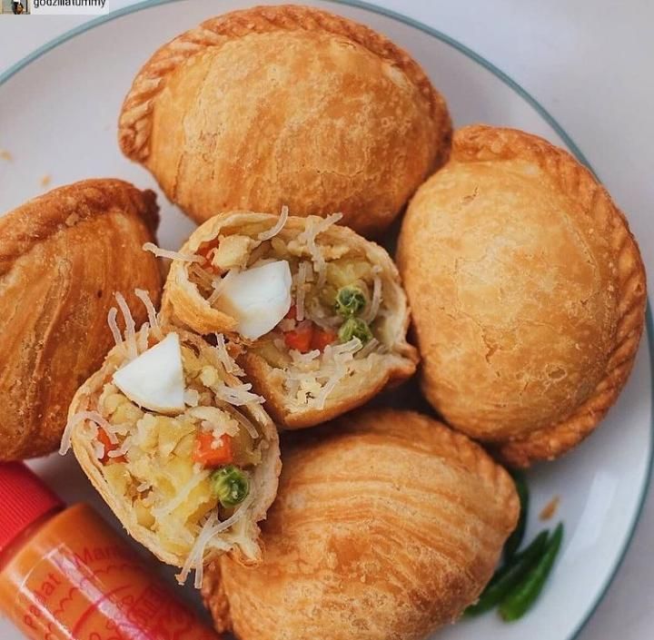 20 Pastel Gurih Renyah Ada Di Sini