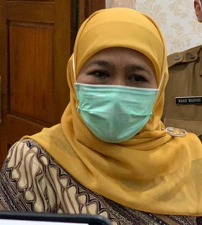 Gubernur Khofifah Indar Parawansa