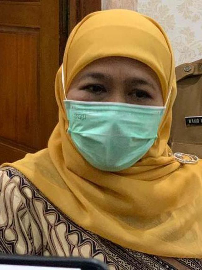 Gubernur Khofifah Indar Parawansa