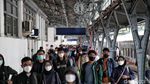 Hiruk Pikuk Stasiun Gambir-Senen di Kala Arus Balik Mudik